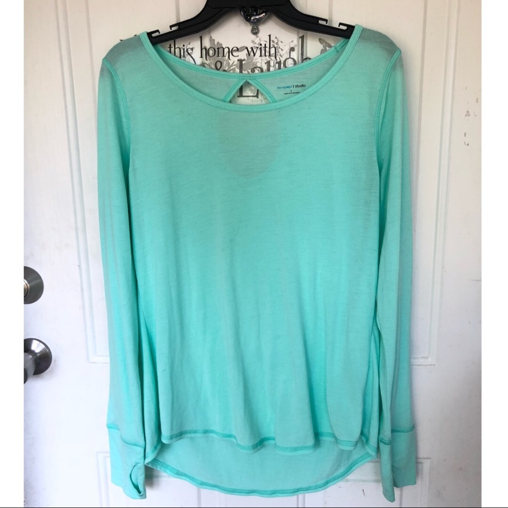 Long Sleeve Shirt with Thumbholes